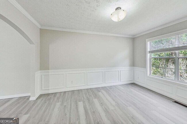 Building Photo - 326 Canterbury Pl Dr