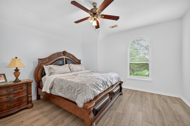 Building Photo - 7203 Thornmeadow Ln