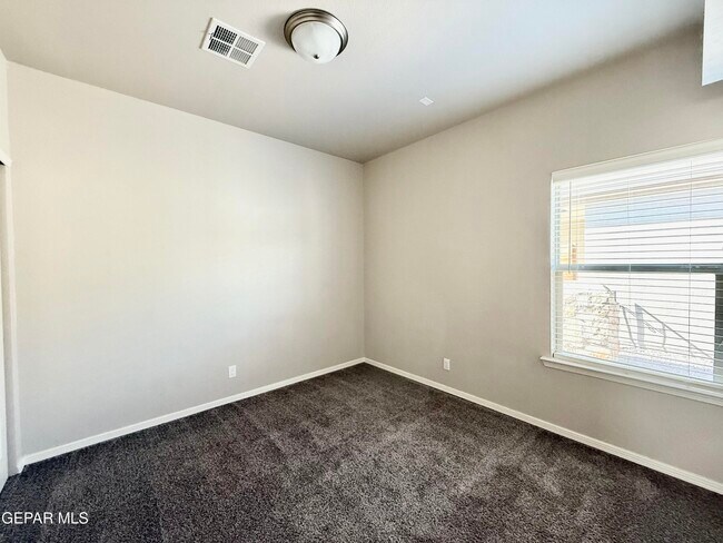 Building Photo - 4817 Mark Avizo