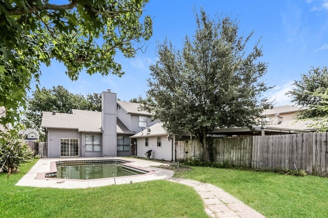 Building Photo - 4 BR/3BA | Newly Renovated Single Family Home |2-Car Covered Parking | Nice backyard!
