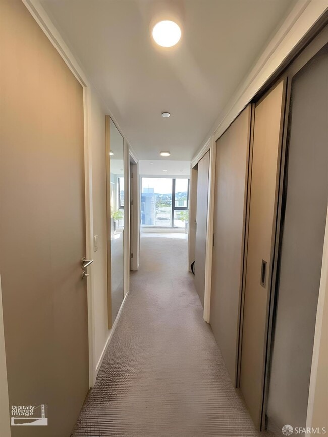 Building Photo - 230 7th St