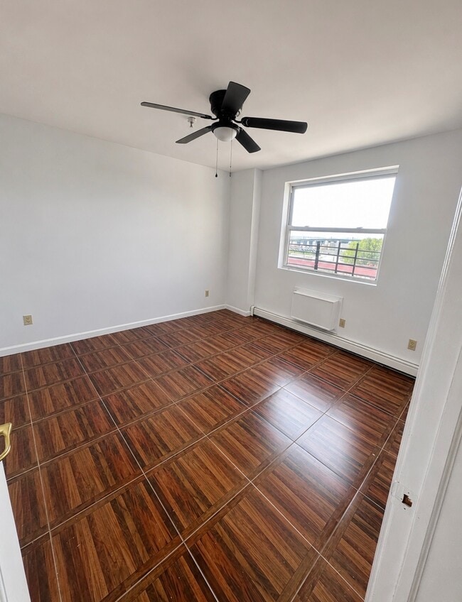 Building Photo - 88-02 Rockaway Beach Blvd