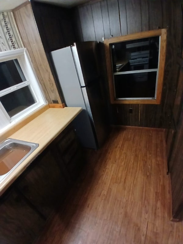 Building Photo - 4736 Ellsworth Ln