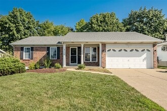 Building Photo - 2941 Park Valley Dr