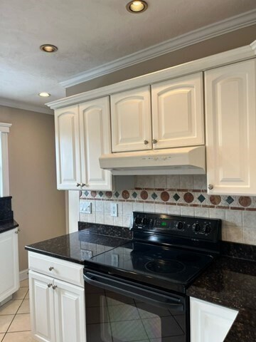 Building Photo - 411 Beale St