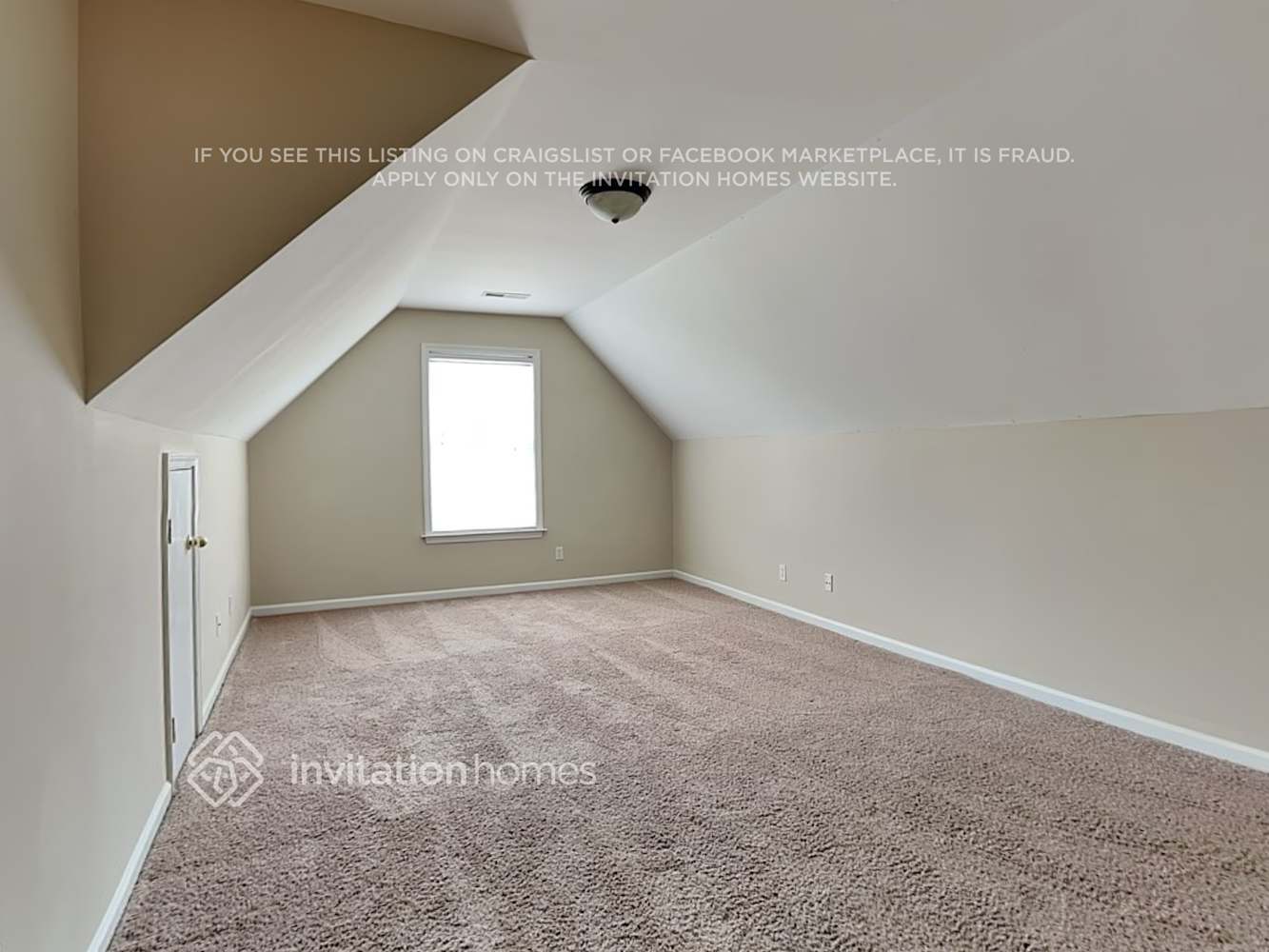 Building Photo - 430 Fernway Dr