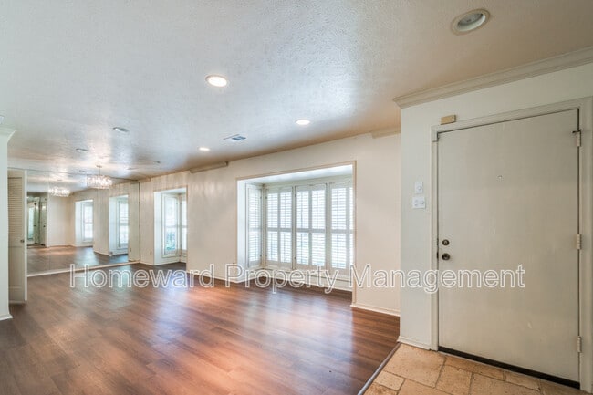 Building Photo - 1525 Cripple Creek Dr