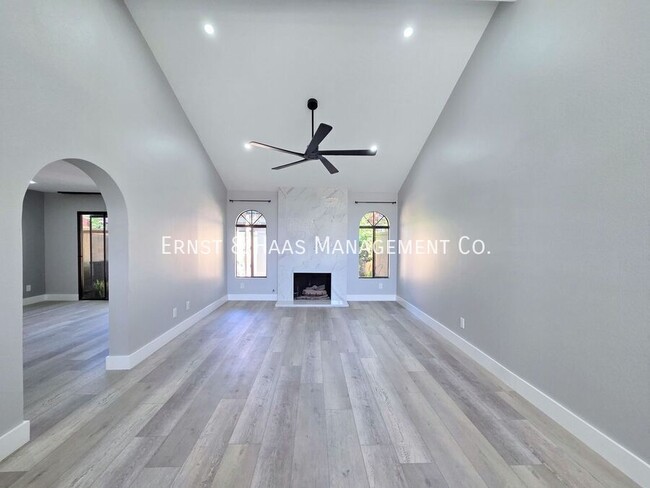 Building Photo - 16810 Picadilly Ln