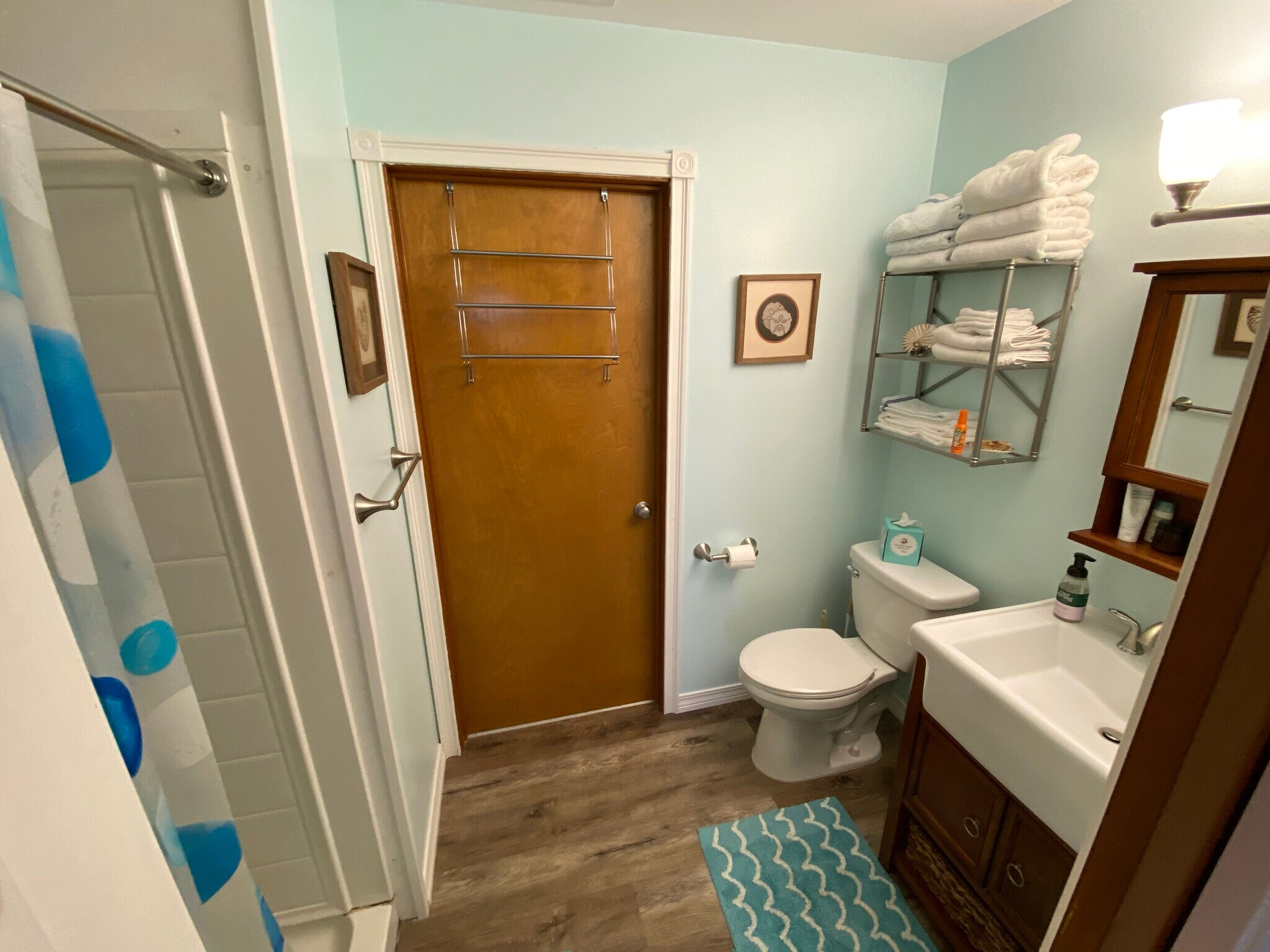 Building Photo - 5802 Monterey Ave