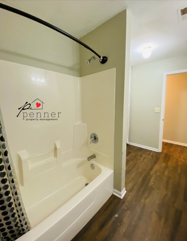 Building Photo - 409 E Benning St