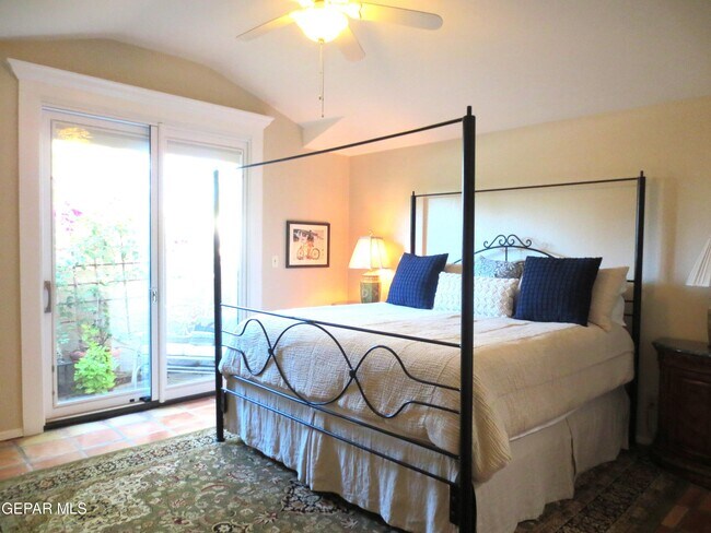 Building Photo - 4574 Weeping Willow Dr