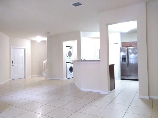 Building Photo - 8620 NW 97th Ave