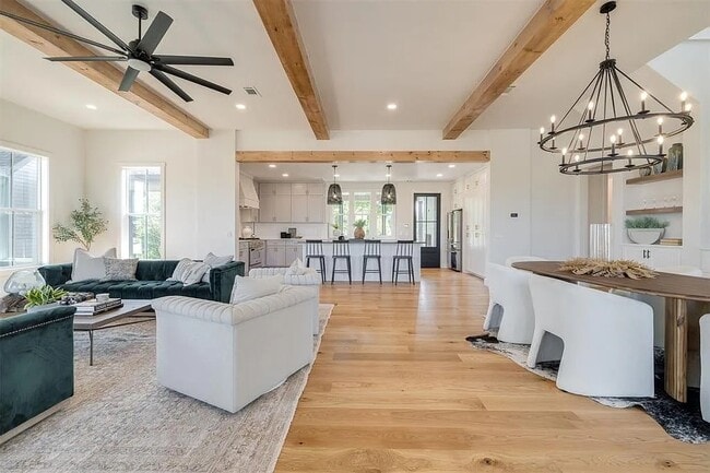 Building Photo - 29786 Vineyard Mdw Rd