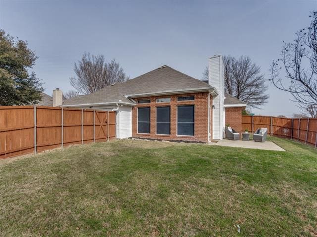 Building Photo - 8017 Ship St