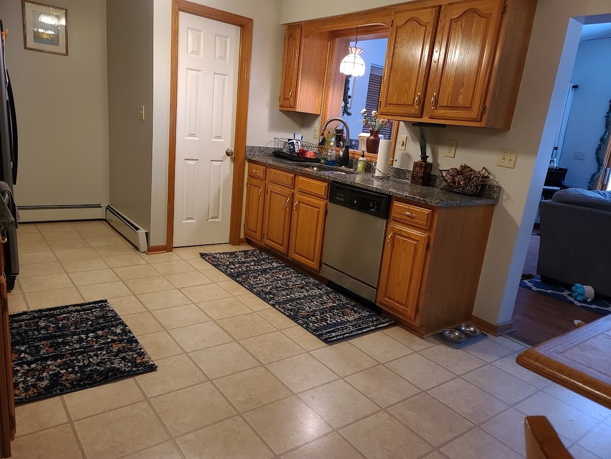 Building Photo - 80 Lower Newtown Rd