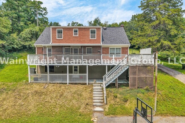 Building Photo - 4374 Sheldon Dr