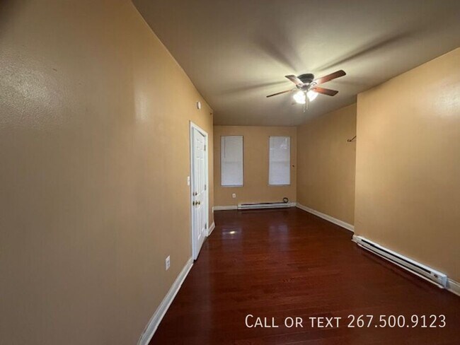 Building Photo - 729 N 43rd St