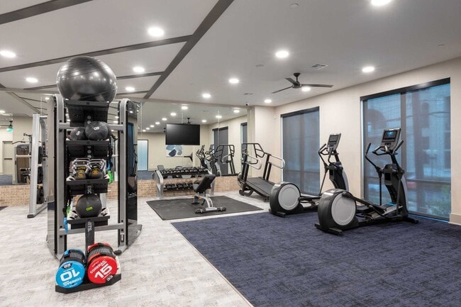 Building Photo - Now Leasing – Get Up to 4 Weeks Free!