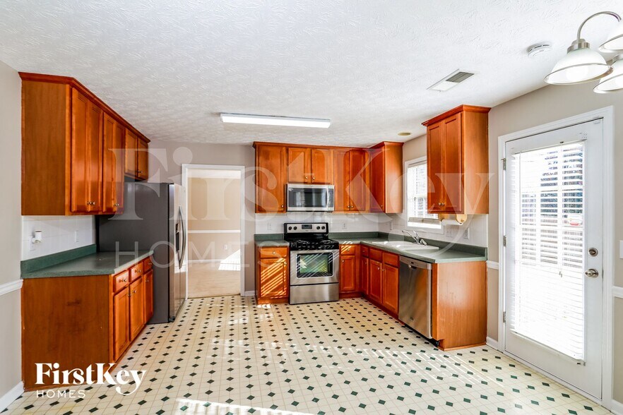 Building Photo - 4208 Webb Meadows Dr