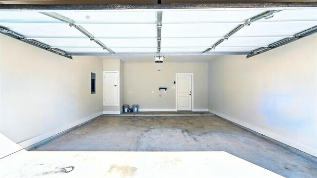 Building Photo - 719 Gristmill Dr