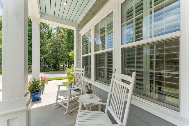 Building Photo - Well maintained home in Fleming Park - Jam...