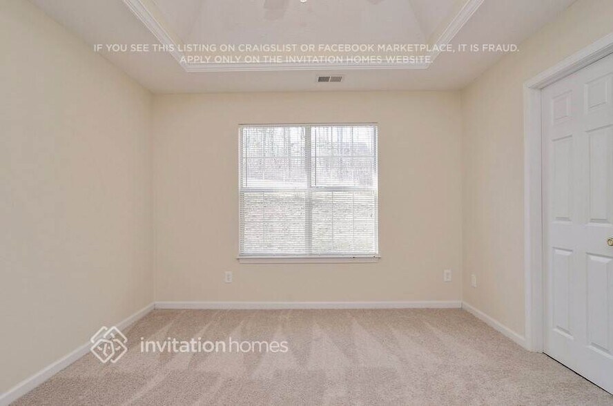 Building Photo - 230 Riverbrooke Trail