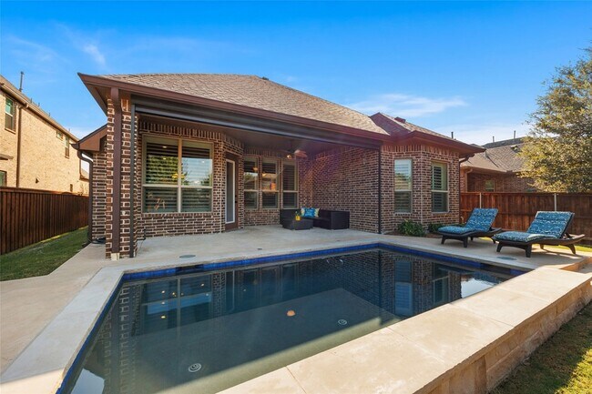 Building Photo - 864 Gaited Trail