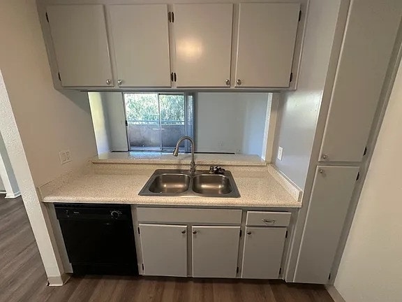 Building Photo - 1330 Eureka St