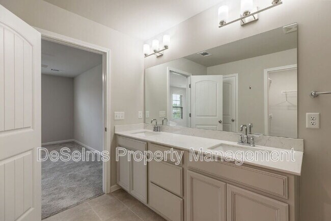 Building Photo - 2838 Haversack Cir