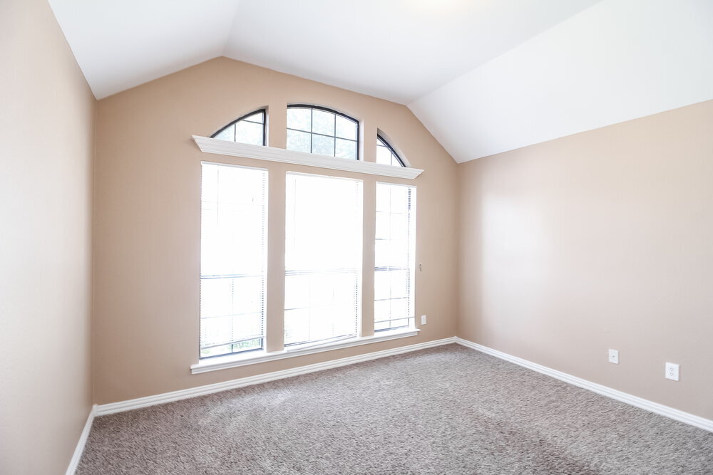 Building Photo - 752 Bryan Dr
