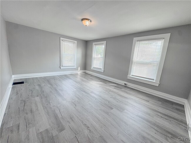 Building Photo - 77 Standart Ave
