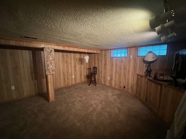 Building Photo - 1207 Churchill Rd