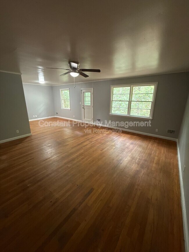 Building Photo - 2873 Audubon Cir