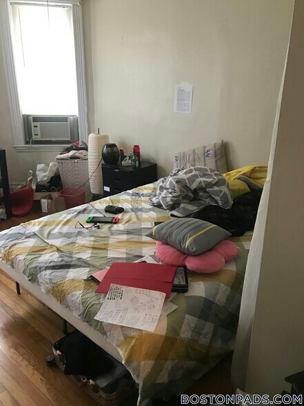 Building Photo - 103 Gordon St