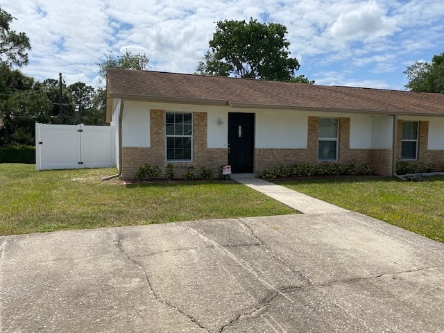 Building Photo - 2314 Fern Palm Dr