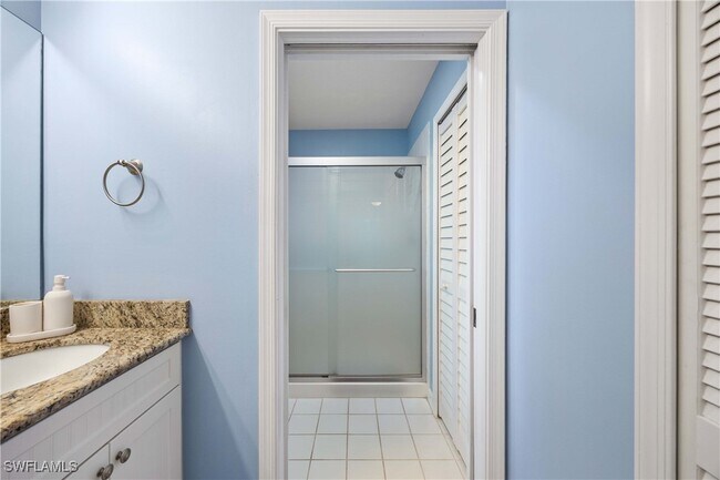 Building Photo - 7050 Barrington Cir