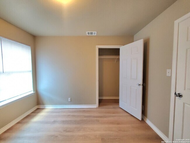 Building Photo - 203 Ardmore St