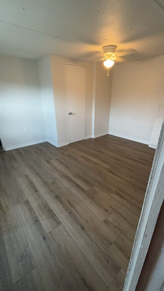 Building Photo - 1716 E Market Ave