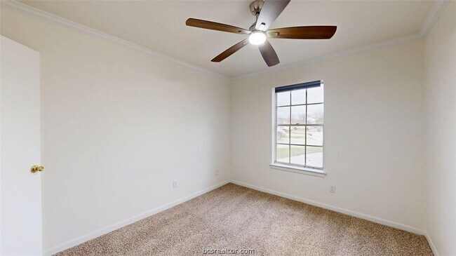 Building Photo - 1607 Cloverdale Ct