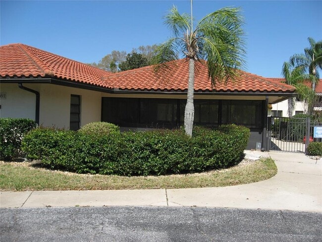 Building Photo - 5644 Gardens Dr