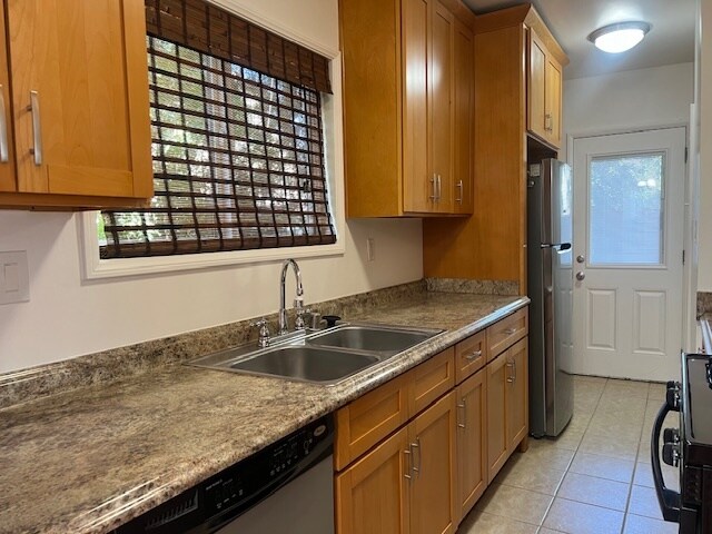 Building Photo - 11123 Morrison St