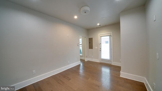 Building Photo - 43057 Pony Truck Terrace