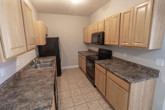 Building Photo - 1633 Citadel Dr