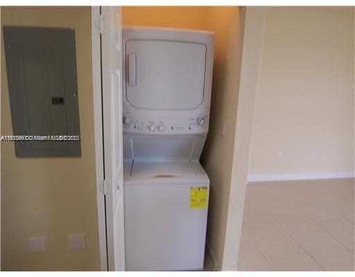 Building Photo - 9021-9227 SW 227th St