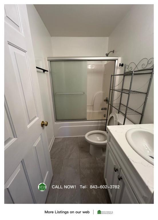 Building Photo - 8021 Pleasant Point Ln