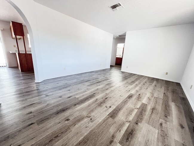 Building Photo - HOUSE - COTTONWOOD - VERDE VILLAGE