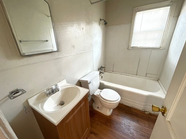 Building Photo - 1-Bedroom Duplex for Rent in Killeen