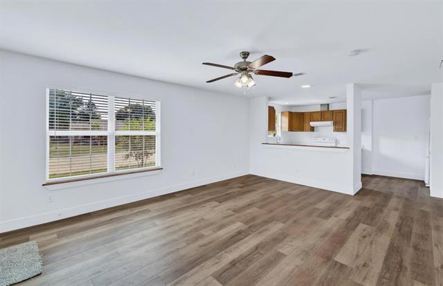 Building Photo - 530 SE 2nd St