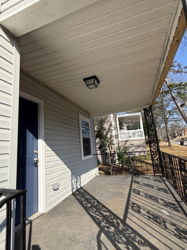 Building Photo - 7400 Rome Ave