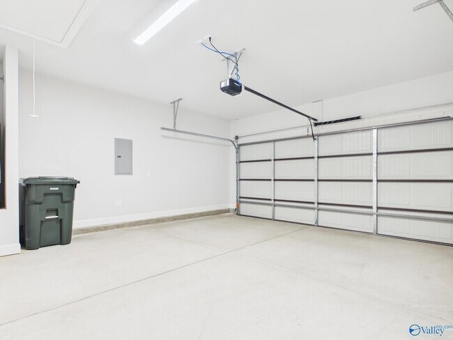 Building Photo - 15573 Bees St NW